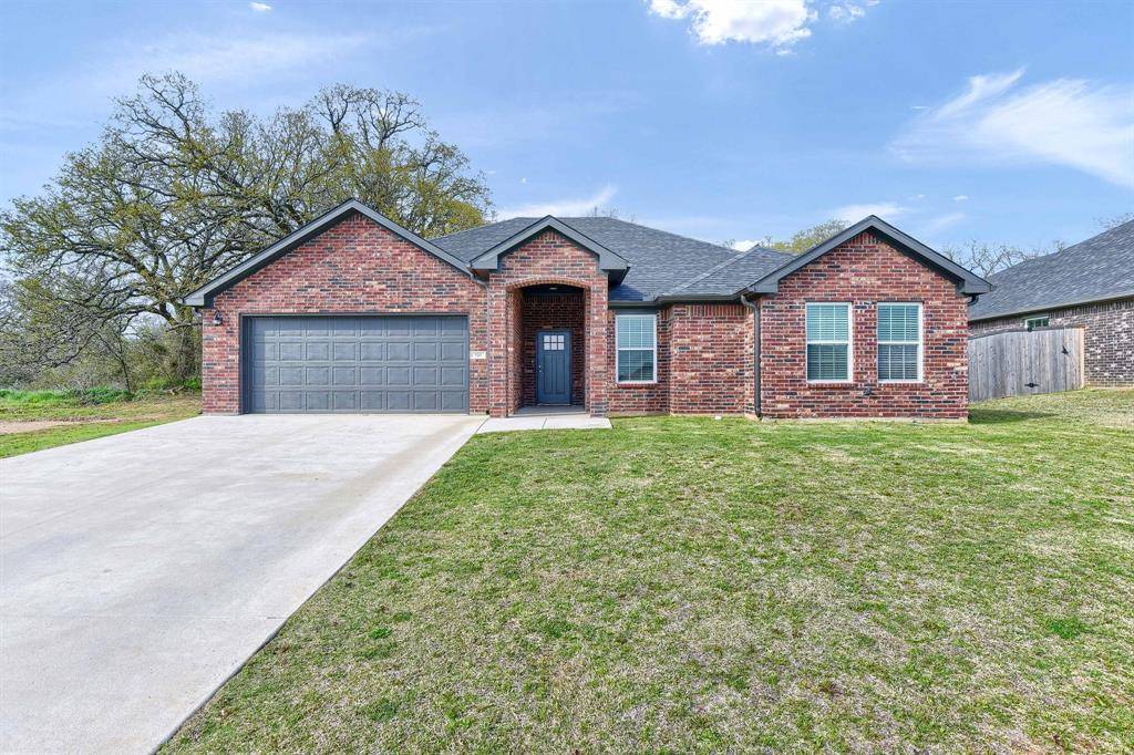 Pottsboro, TX 75076,131 North Meadows Street