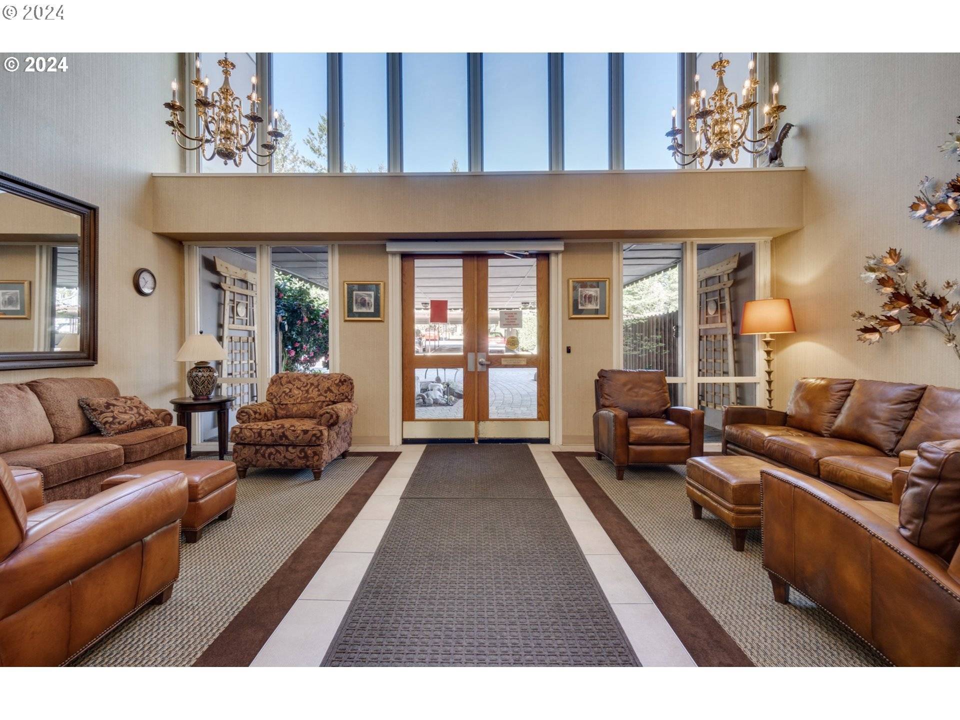 Lake Oswego, OR 97035,45 EAGLE CREST DR #119