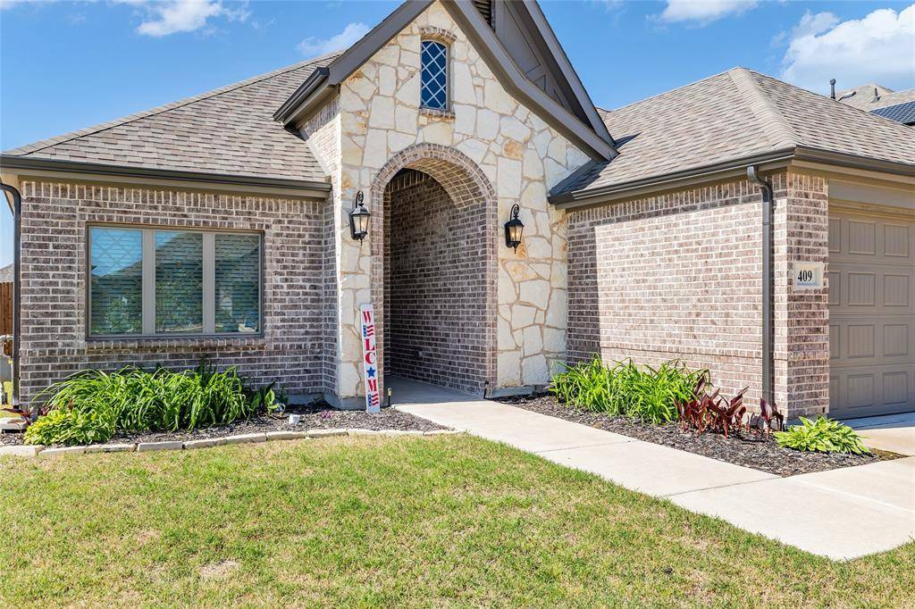 Burleson, TX 76028,409 Ben Thomas Street