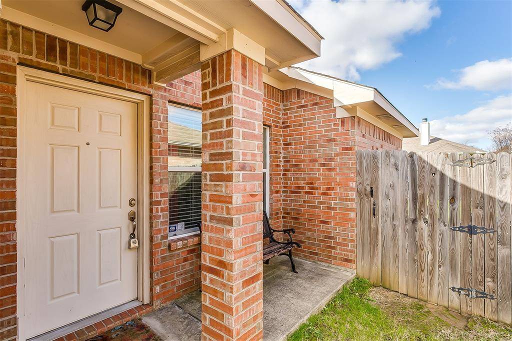 Burleson, TX 76028,837 Walnut Street