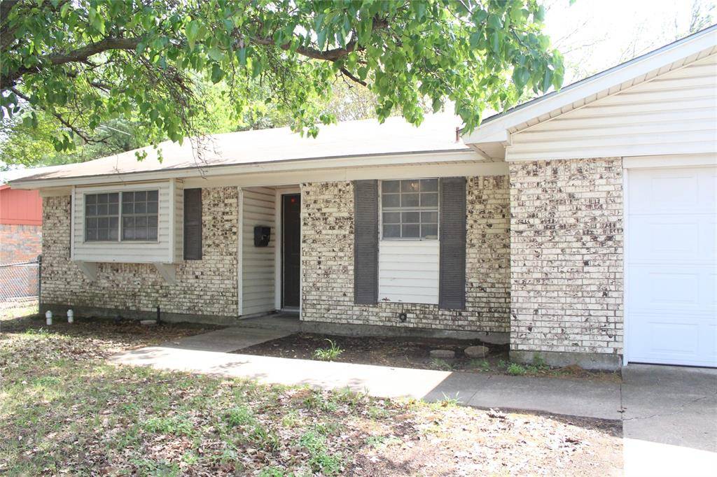 Burleson, TX 76028,617 Sandra Lane