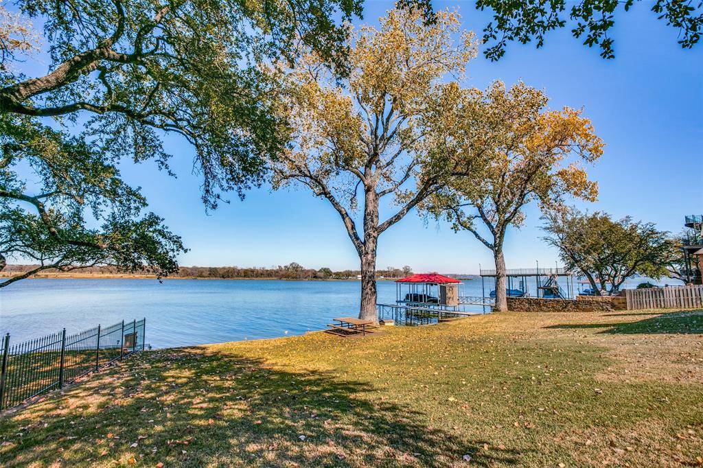 Azle, TX 76020,388 Driftwood Court #2B