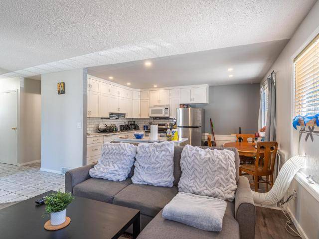 416 WADDINGTON DRIVE, Kamloops, BC