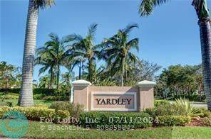 Tamarac, FL 33321,7735 Yardley Dr  #309