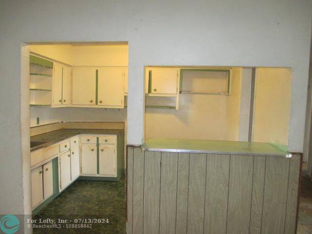 Dania Beach, FL 33004,414 SW 2ND TER