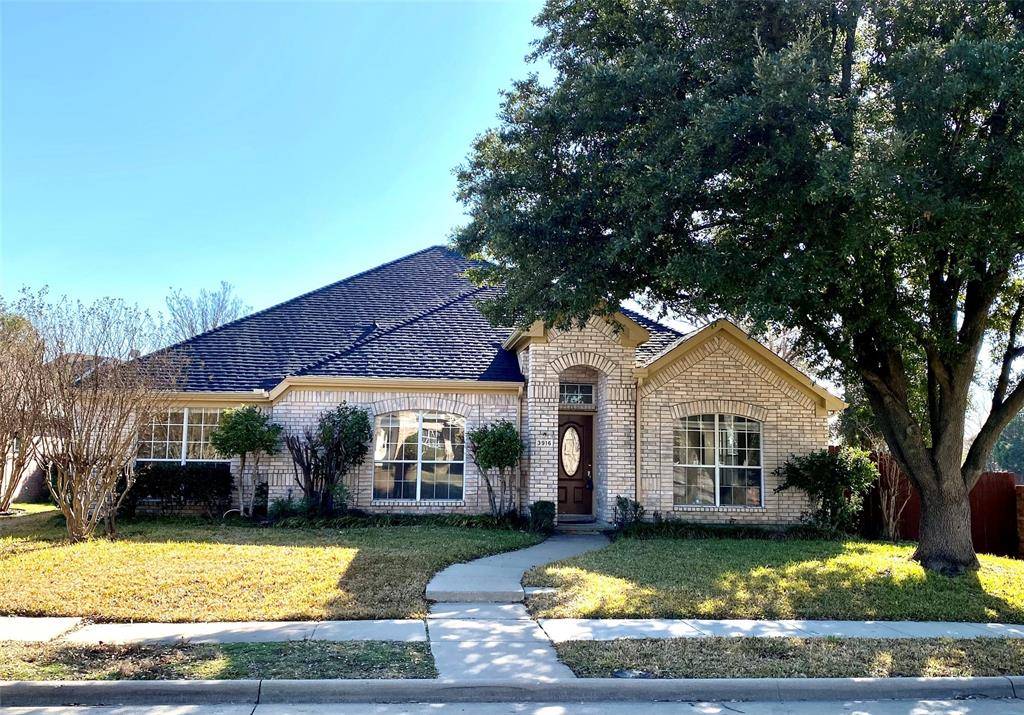 Plano, TX 75025,3916 Rolling Hills Drive