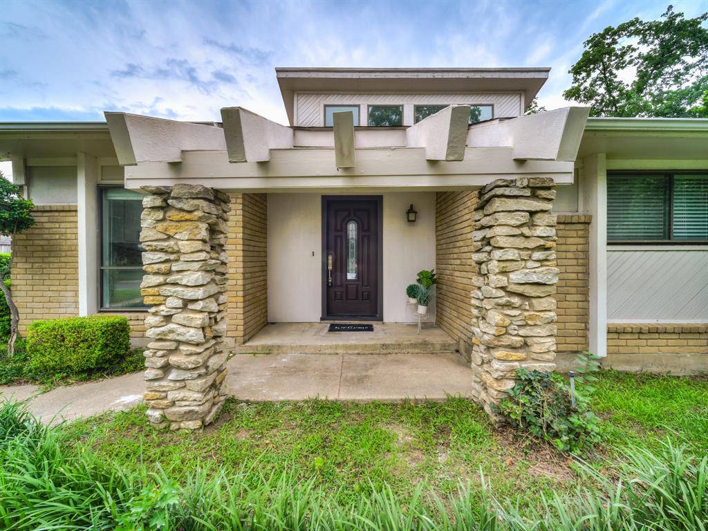 Arlington, TX 76012,2602 Radcliffe Drive