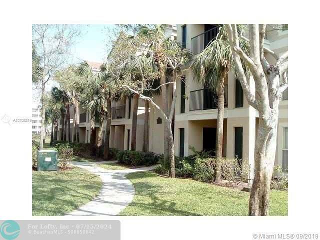 Coral Springs, FL 33071,949 Riverside Dr  #431