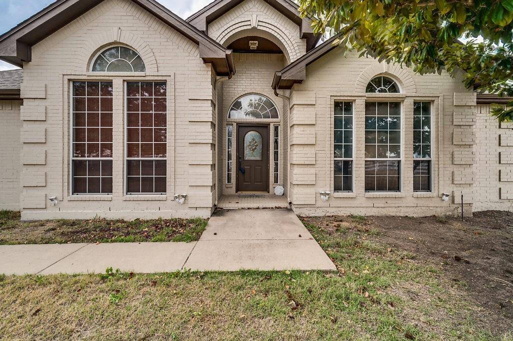 Waxahachie, TX 75167,1320 E Highland Road