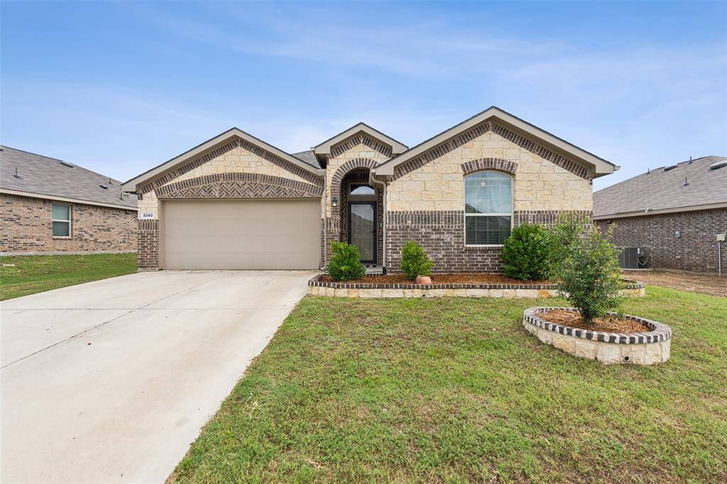 Fort Worth, TX 76179,5340 Brentlawn Drive