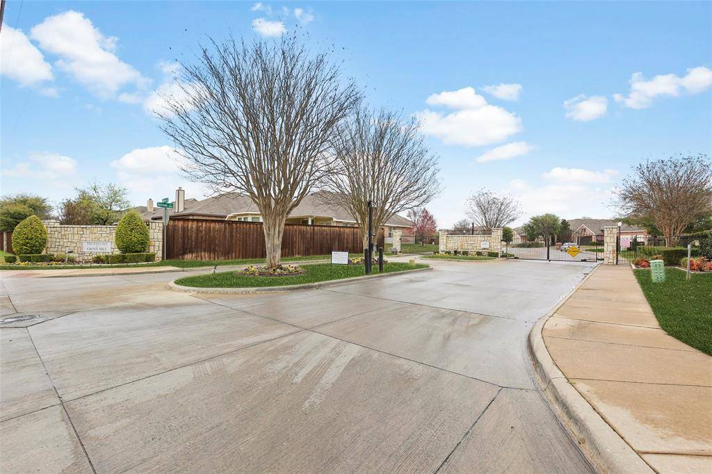 Dallas, TX 75227,2856 Lacompte Drive