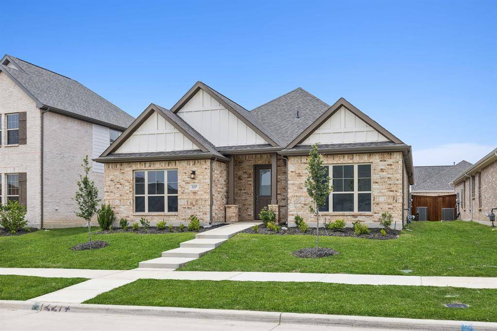 Waxahachie, TX 75165,2217 Glacier Drive