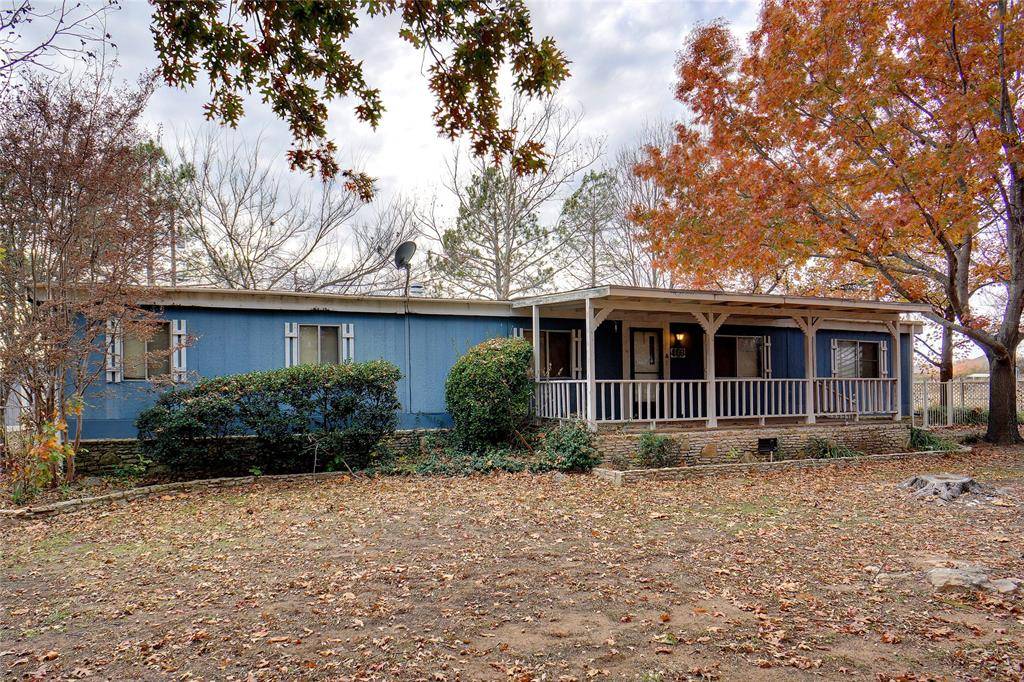 Tolar, TX 76476,502 Cedar Lane