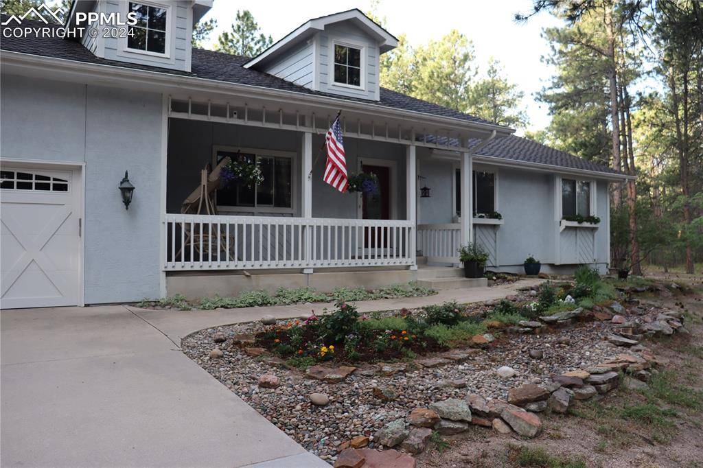 Monument, CO 80132,855 Pebble Creek CT