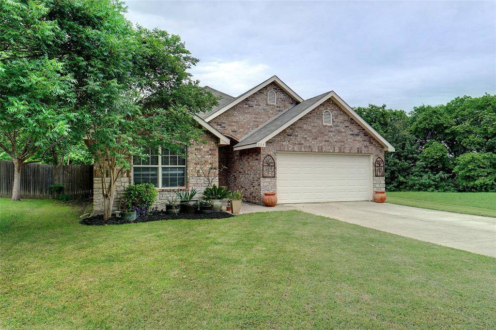 Denton, TX 76209,125 Gable Court