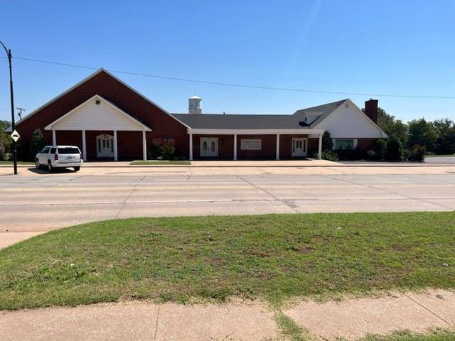 Sayre, OK 73662,906 N 4th Street