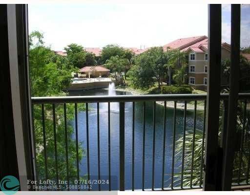 Coral Springs, FL 33067,8721 Wiles Rd  #306