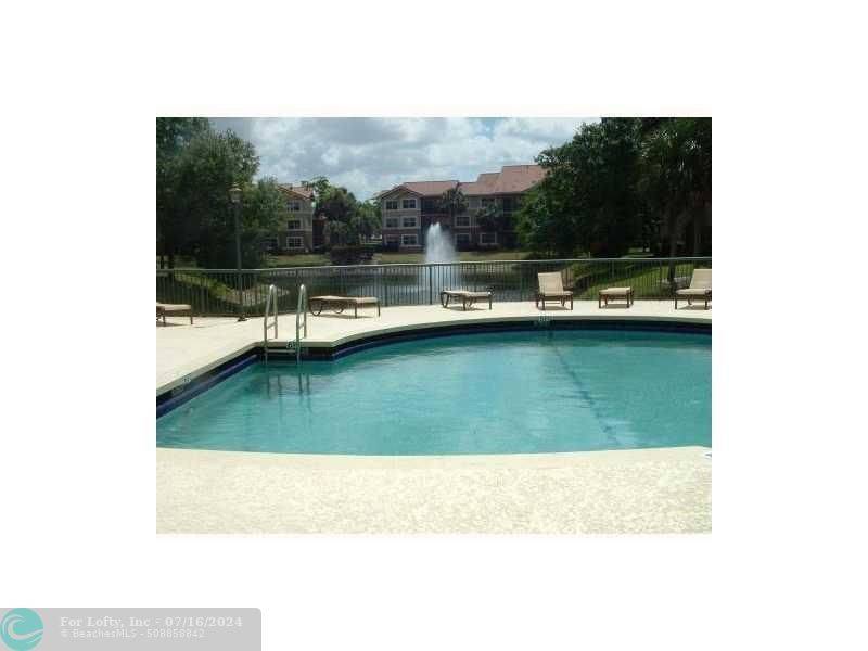 Coral Springs, FL 33067,8721 Wiles Rd  #306