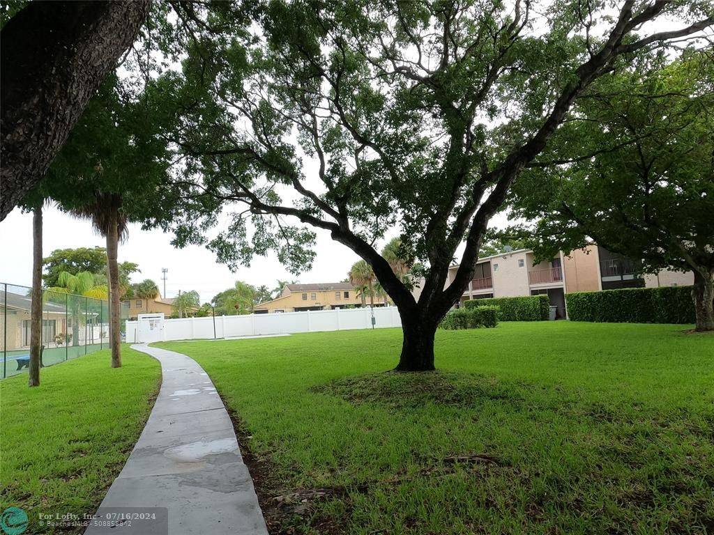 Pompano Beach, FL 33064,3450 BLUE LAKE DR  #104