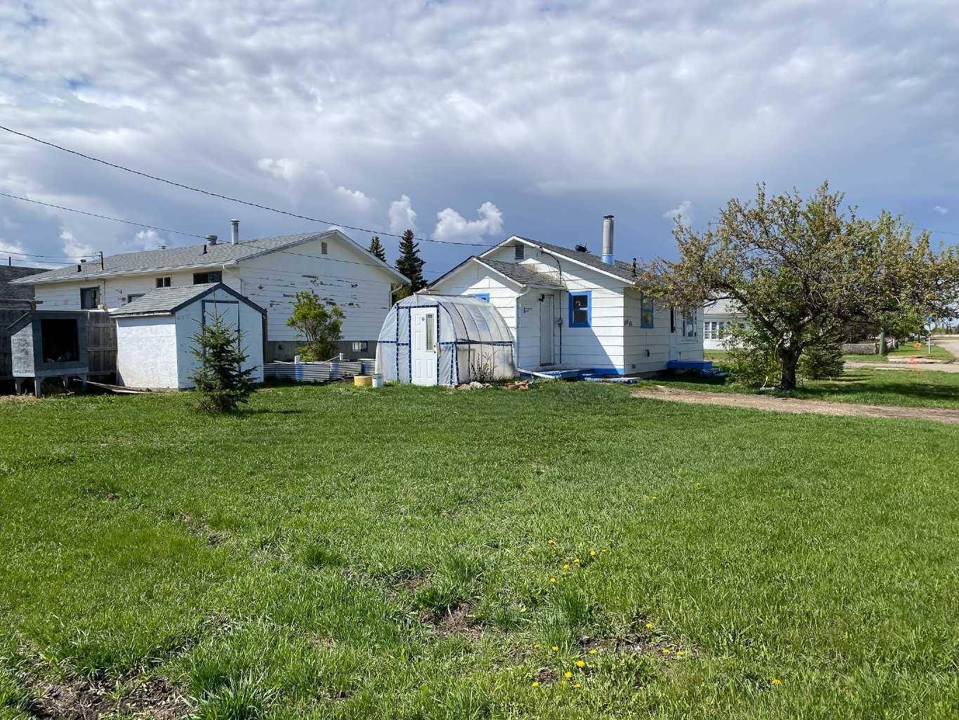 Rycroft, AB T0H3A0,5115 47 AVE