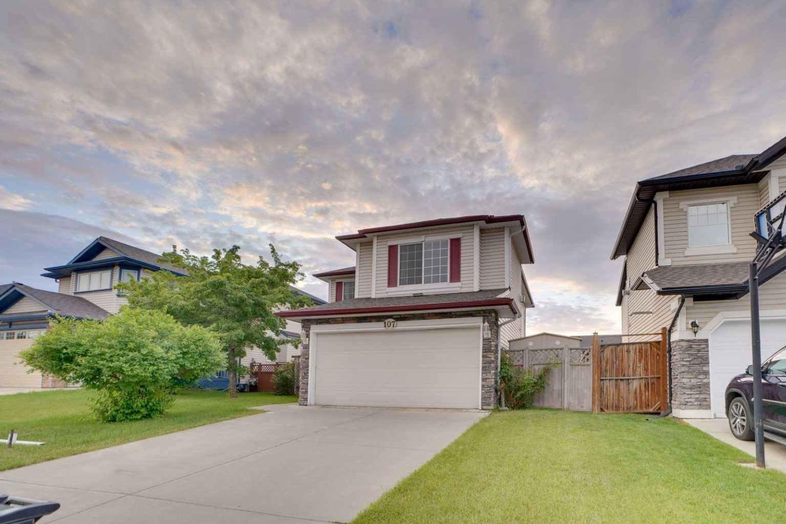 Chestermere, AB T1X 1K1,107 SPRINGMERE Close