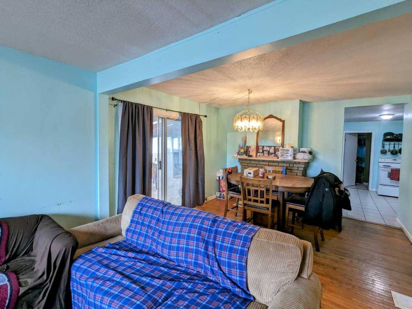 Drumheller, AB T0J 0Y3,375 3 AVE W