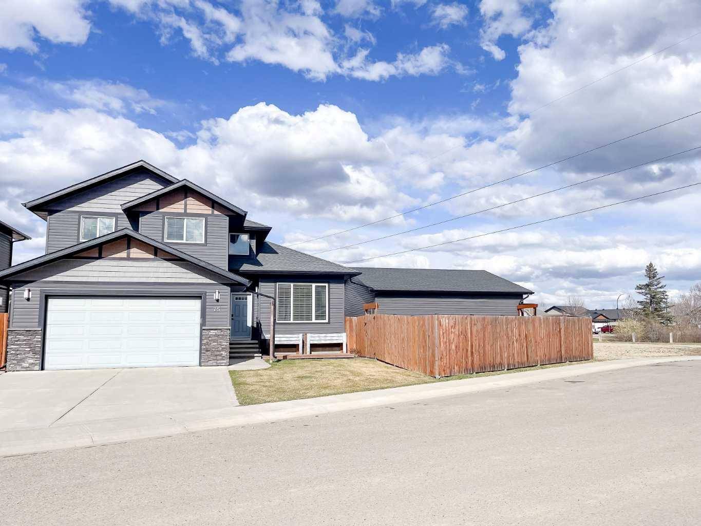 Red Deer, AB T4N 2J8,75 Windermere Close