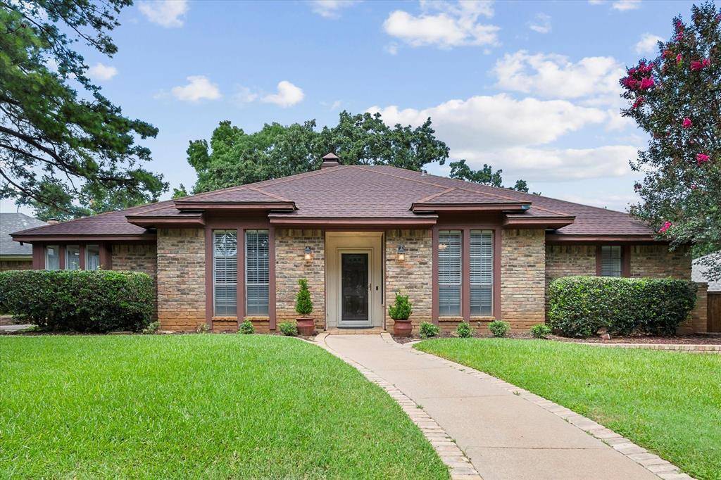 Arlington, TX 76016,4007 Manorwood Court