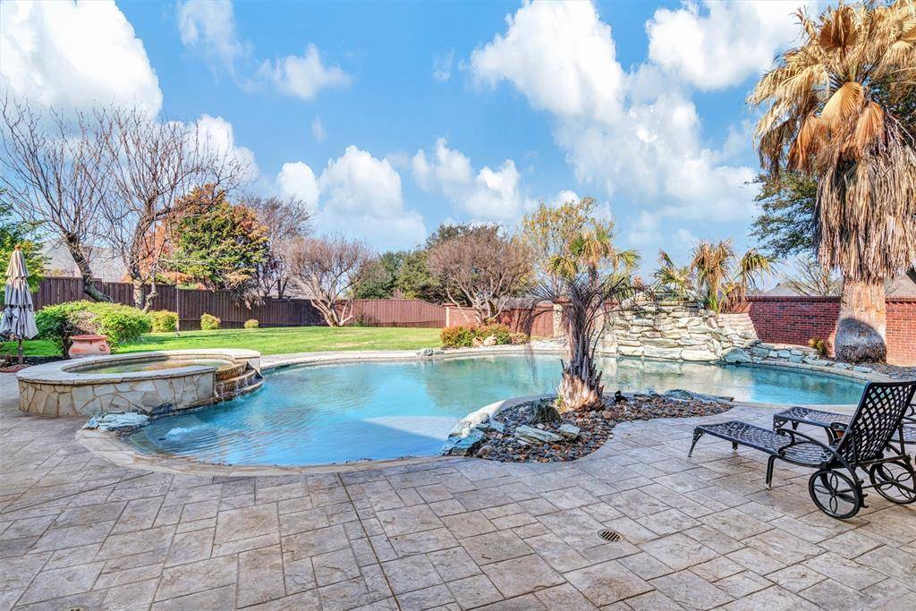 Plano, TX 75024,6713 GREYHAWK Circle