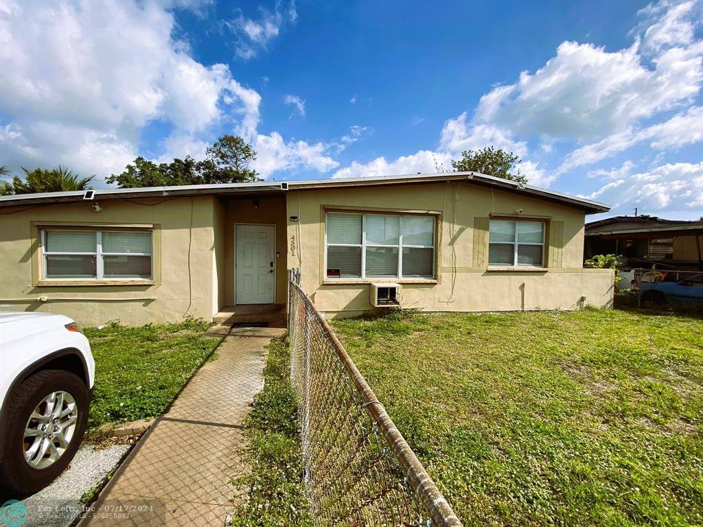 West Park, FL 33023,4501 SW 41st St