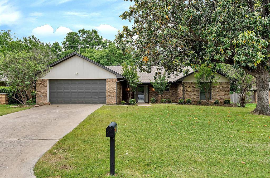 Grapevine, TX 76051,1913 Redwood Trail