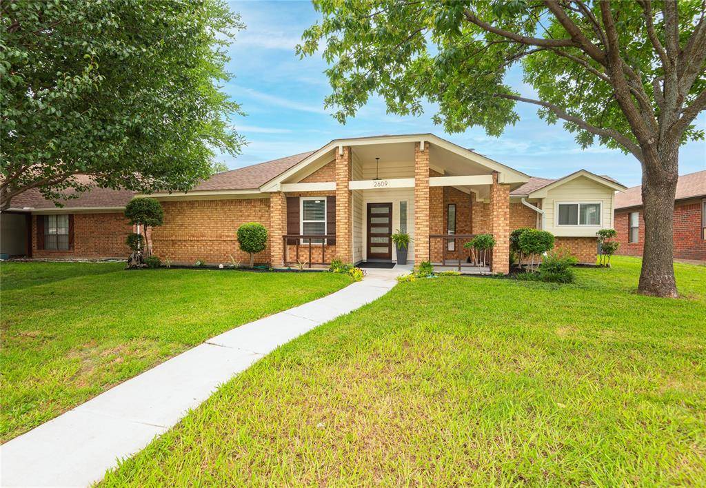 Rowlett, TX 75088,2609 Brookside Drive