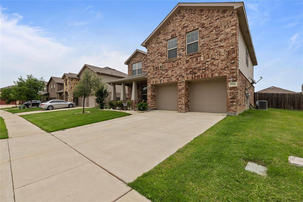 Fort Worth, TX 76179,7712 Lake Vista Way