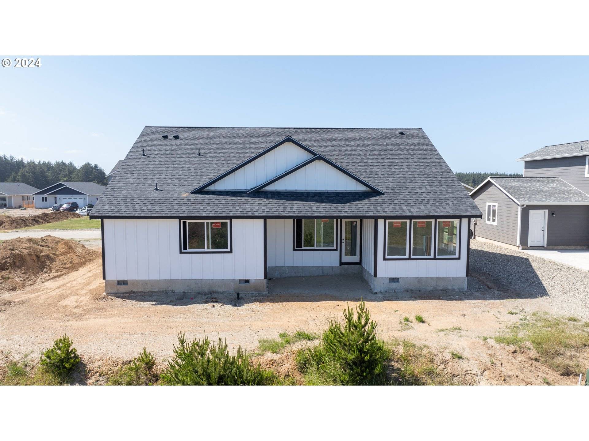 Bandon, OR 97411,789 SPYGLASS DR