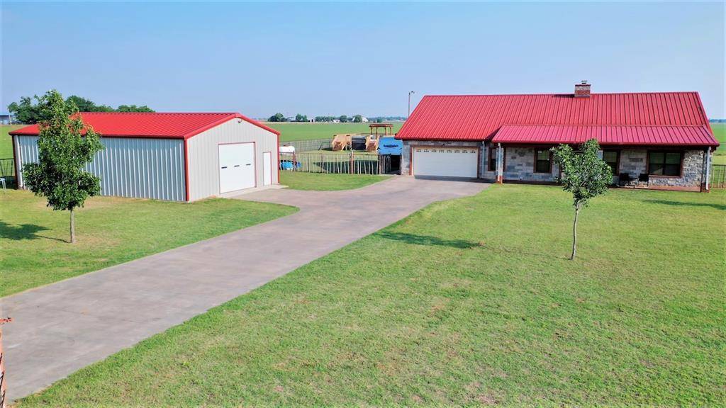 Vernon, TX 76384,9392 County Road 128 W