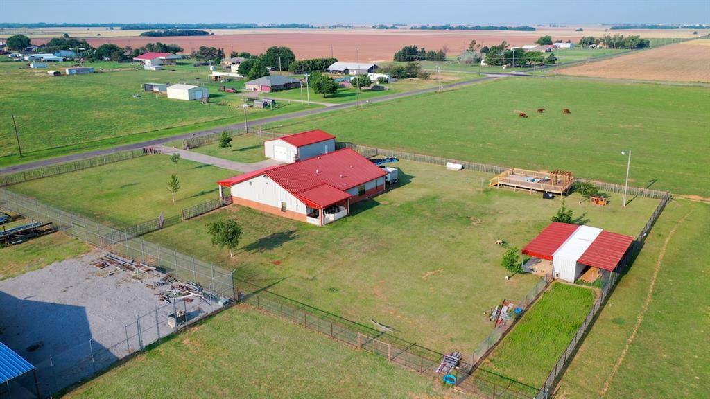 Vernon, TX 76384,9392 County Road 128 W