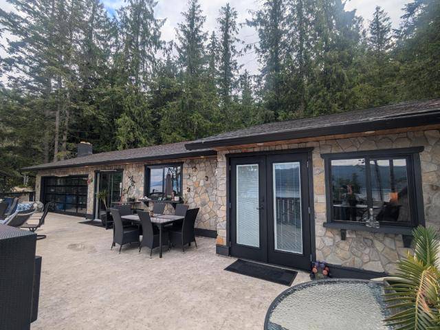 North Shuswap, BC V0E 1M8,7780 BENTLEY ROAD