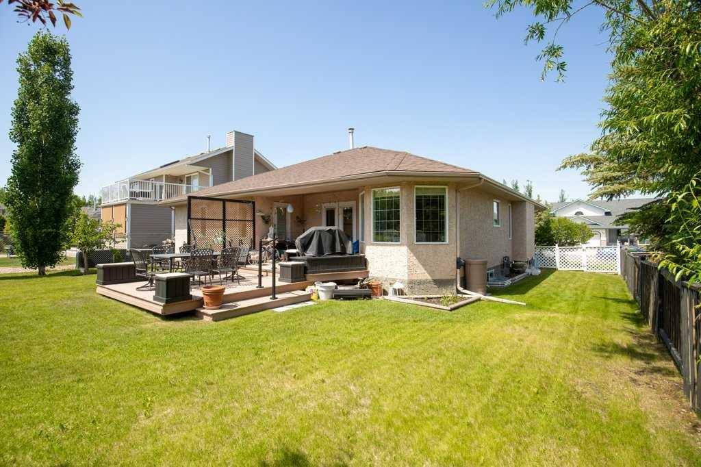 Sylvan Lake, AB T4S 1G3,37 Willow Springs CRES