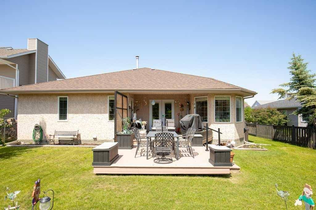 Sylvan Lake, AB T4S 1G3,37 Willow Springs CRES