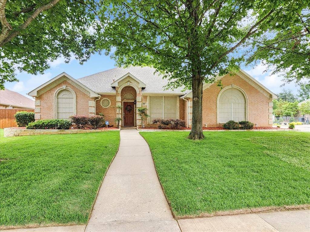 Arlington, TX 76001,8107 Latigo Drive