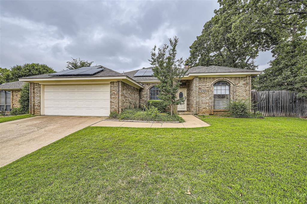 Euless, TX 76040,2300 Christopher Lane