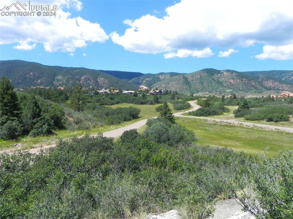 Larkspur, CO 80118,5855 Country Club DR