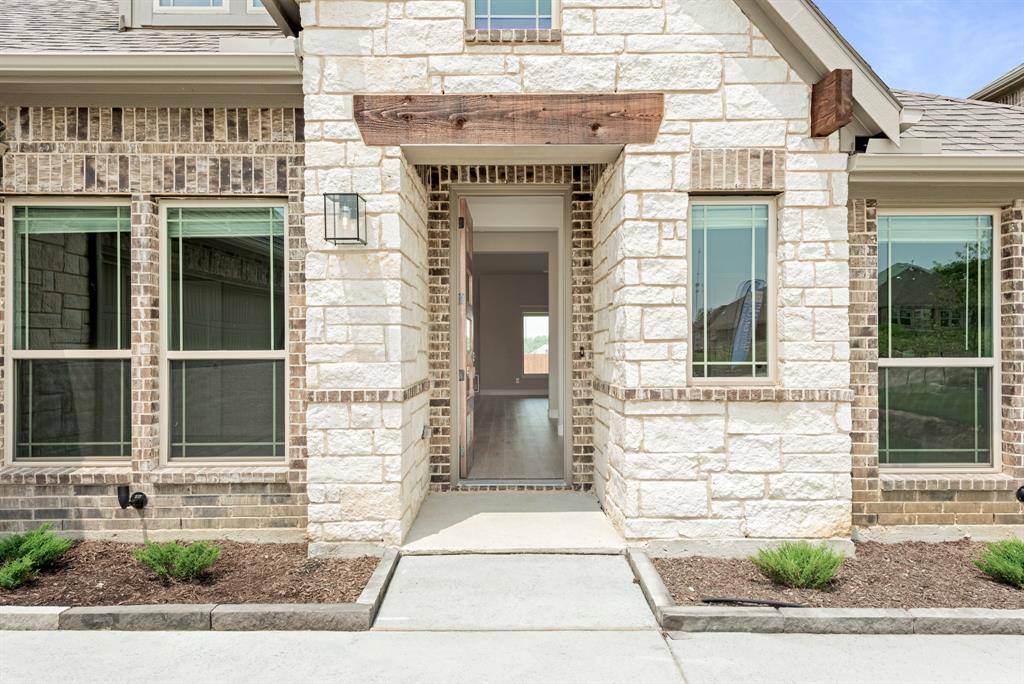 Alvarado, TX 76009,217 Comanche Trail