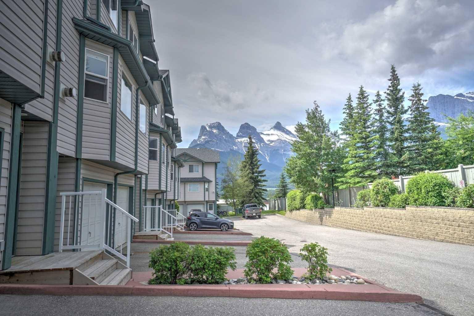 Canmore, AB T1W1K6,200 Glacier Drive #59