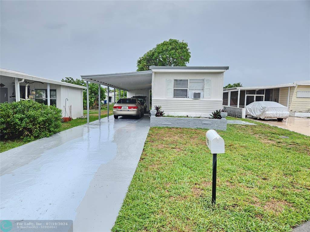 Davie, FL 33324,1940 SW 85th Ave