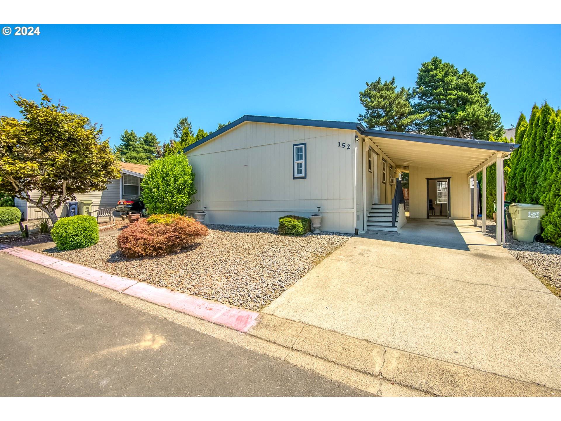 Hillsboro, OR 97006,8300 NE QUATAMA ST #152