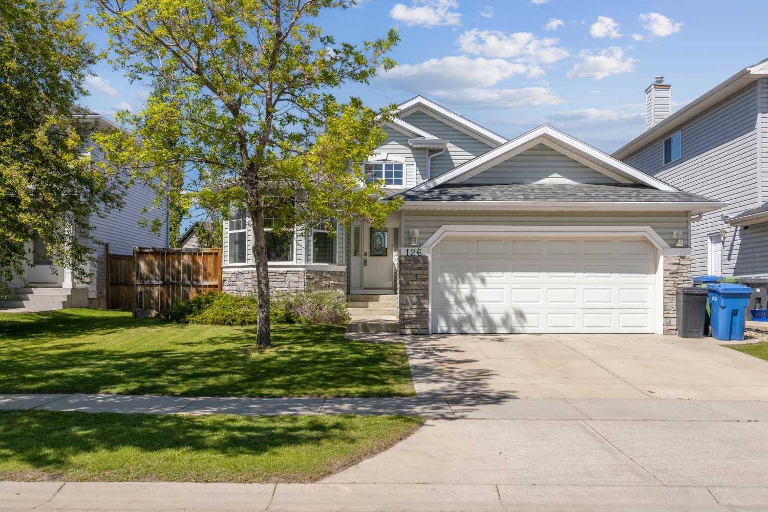 Chestermere, AB T1X 1G8,126 WEST LAKEVIEW Passage