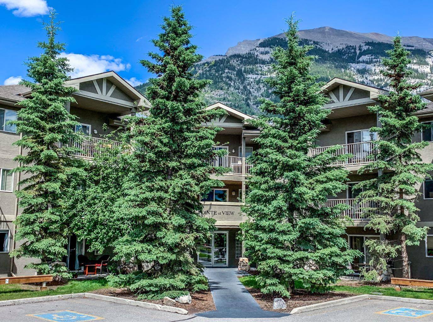 Canmore, AB T1W 1G8,115 Elk Run BLVD #111