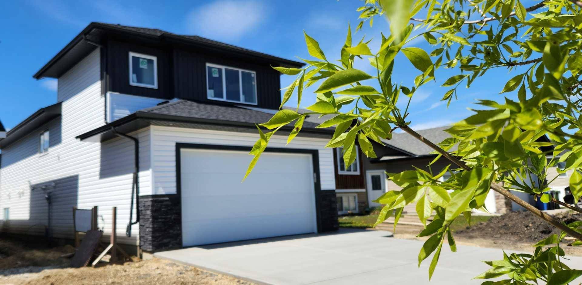 Red Deer, AB T4R 0S5,58 Lindman AVE