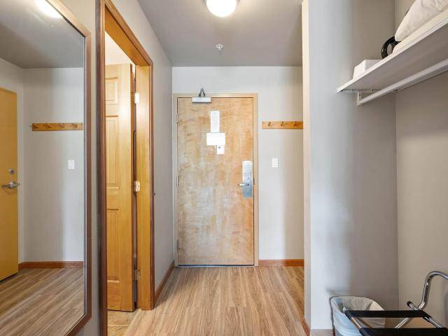 120/122 3220 VILLAGE WAY, Kamloops, BC V0E 5N0